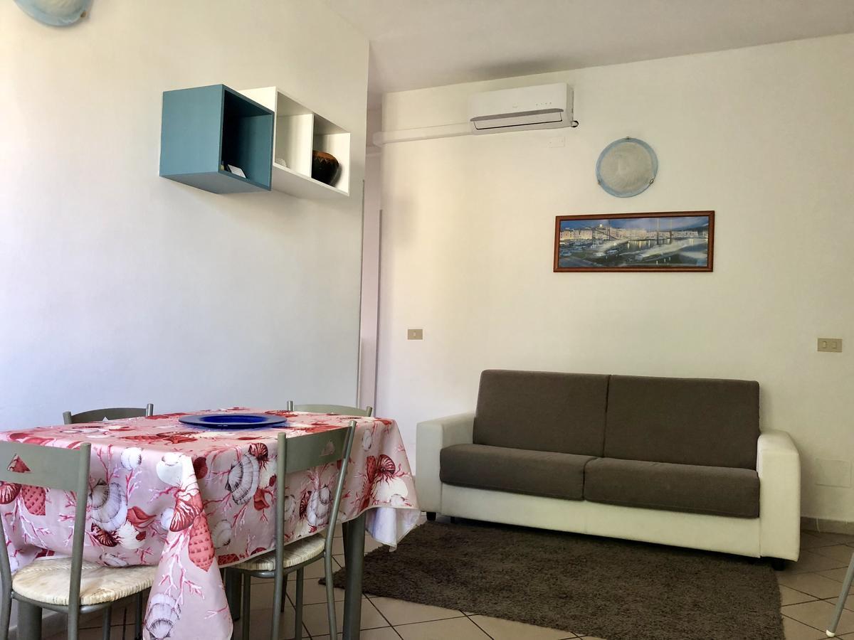 Apartment Tirreno Тиррения Экстерьер фото